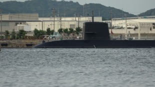 Diesel-electric submarine JS Makishio (SS-593) 1