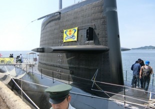 Diesel-electric submarine JS Makishio (SS-593) 4