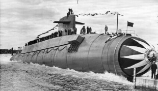 Nuclear submarine USS Daniel Webster (SSBN-626) 2