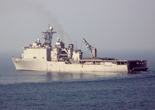 Dock landing ship USS Tortuga (LSD-46) 0