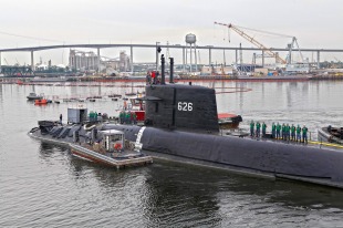 Nuclear submarine USS Daniel Webster (SSBN-626) 4