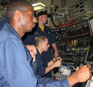 Nuclear submarine USS Maryland (SSBN-738) 4