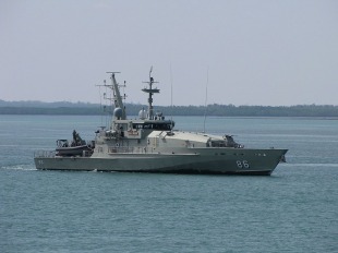 Armidale-class patrol boat 0