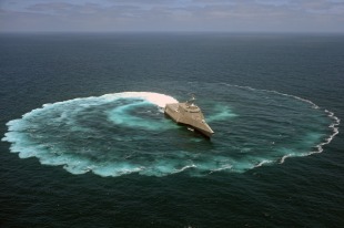 Littoral combat ship USS Independence (LCS-2) 4