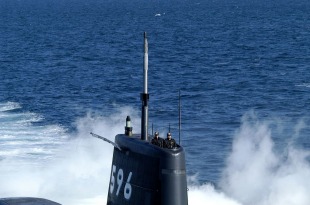 Diesel-electric submarine JS Kuroshio (SS-596) 1