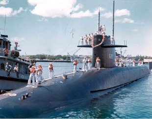 Nuclear submarine USS Henry Clay (SSBN-625) 3