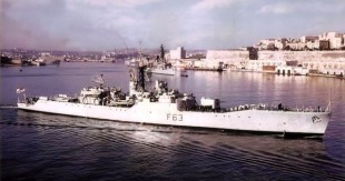 Фрегат HMS Scarborough (F63) 1