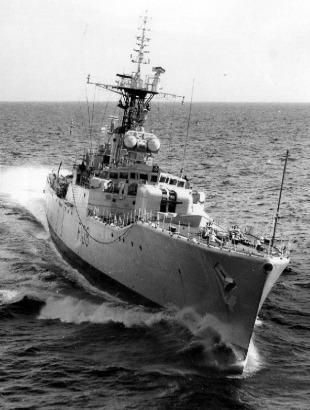 Frigate HMS Londonderry (F108) 5