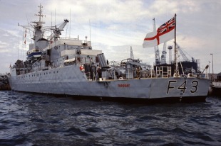 Фрегат HMS Torquay (F43) 3