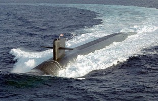 Nuclear submarine USS Maine (SSBN-741) 0