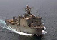 Десантный корабль-док USS Gunston Hall (LSD-44)