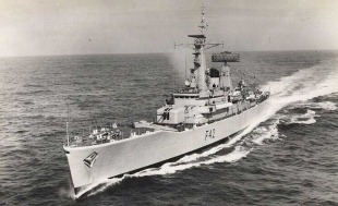 Nilgiri-class frigate (1972) 2