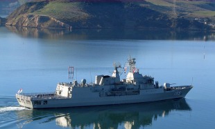 Frigate HMAS Ballarat (FFH 155) 3