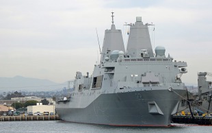 Amphibious transport dock USS San Diego (LPD-22) 0