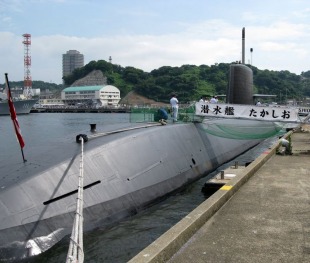Diesel-electric submarine JS Takashio (SS-597) 4