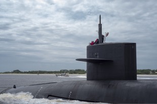 Nuclear submarine USS Tennessee (SSBN-734) 3