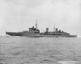 Light cruiser HMS Edinburgh (16) 0