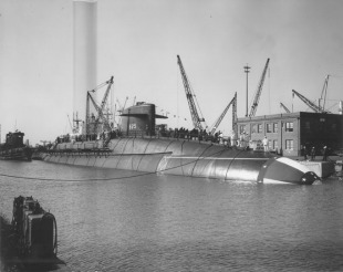 Nuclear submarine USS Henry Clay (SSBN-625) 2