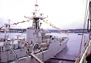 Фрегат HMS Tenby (F65) 2