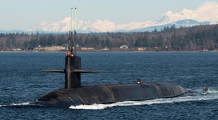 Nuclear submarine USS Louisiana (SSBN-743) 1