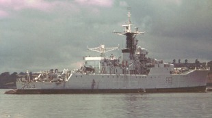 Фрегат HMS Scarborough (F63) 2
