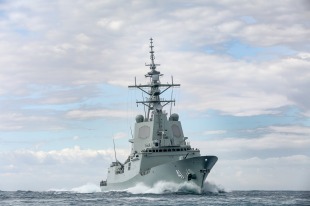 Guided missile destroyer HMAS Brisbane (DDG 41) 1