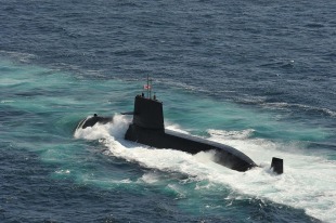 Diesel-electric submarine JS Isoshio (SS-594) 1
