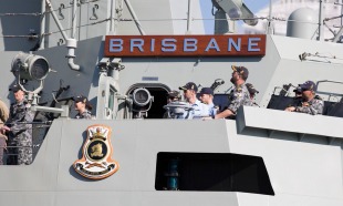 Guided missile destroyer HMAS Brisbane (DDG 41) 7