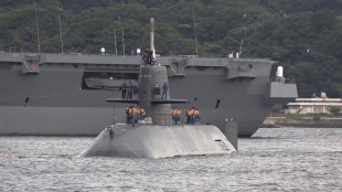 Diesel-electric submarine JS Uzushio (SS-592) 3