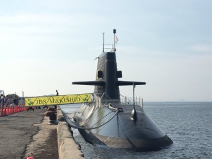 Diesel-electric submarine JS Makishio (SS-593) 2