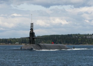 Nuclear submarine USS Alabama (SSBN-731) 1