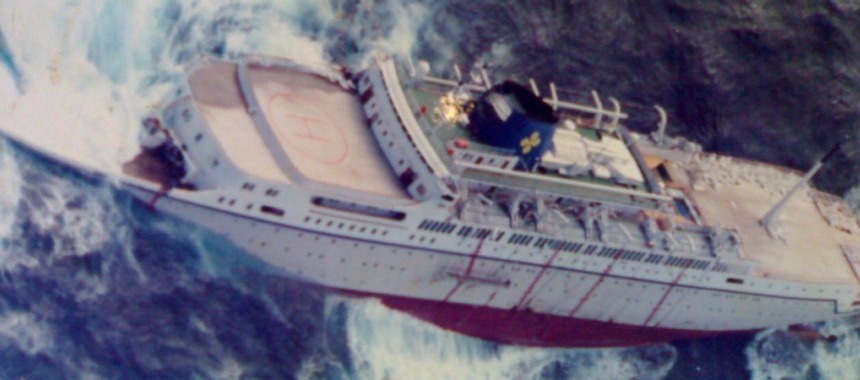 Крушение лайнера MTS Oceanos