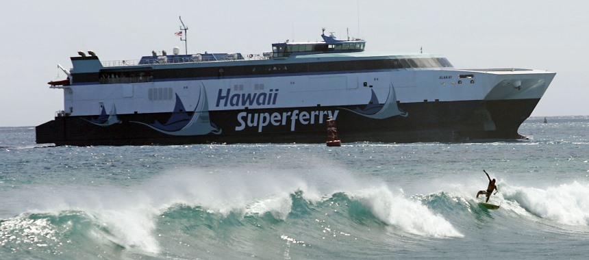 Автомобильно-пассажирский паром Alakai компании Hawaii Superferry