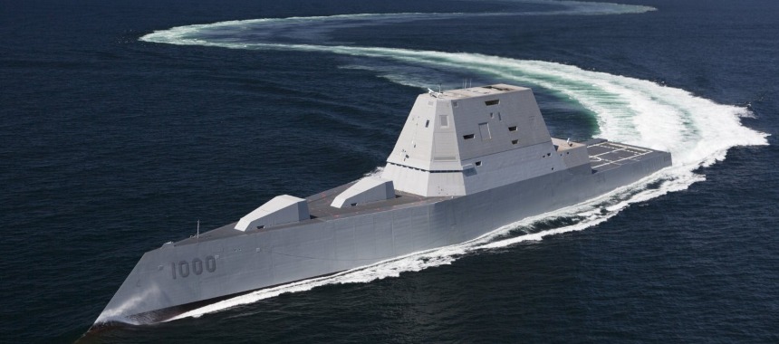 Новейший эсминец ВМС США Зумвальт