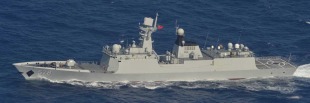 Guided missile frigate Yangzhou (578) 3