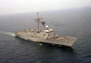 Guided missile frigate USS Clark (FFG-11) 0