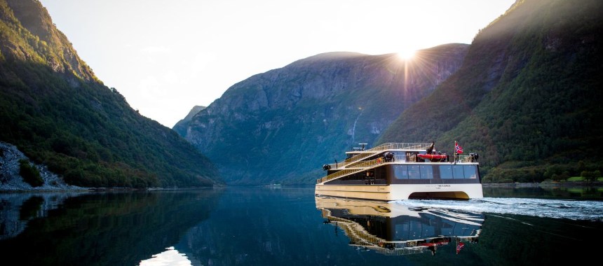 Экскурсионный пассажирский паром Vision of the Fjords