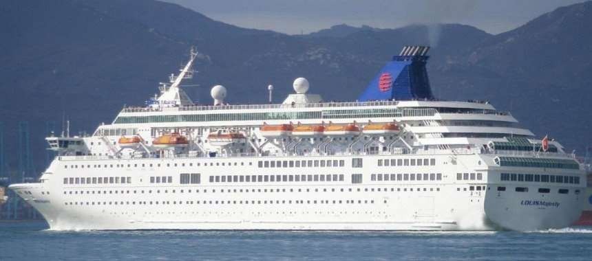 Волны-убийцы в Средиземном море накрыли круизный лайнер «Louis Majesty» есть жертвы