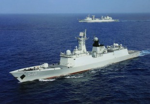 Guided missile frigate Yancheng (546) 3