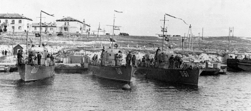 Дивизион малых противолодочных кораблей класса МО-4 в Севастополе