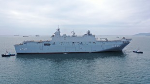 Amphibious assault ship TCG Anadolu (L 400) 5