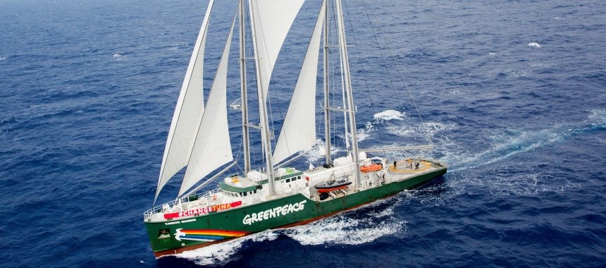 Организация «GREENPEACE» спустила на воду новое парусное судно «Rainbow Warrior 3»