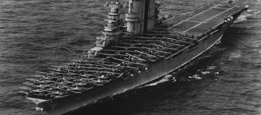 Самолеты на палубе авианосца USS Saratoga (CV-3)