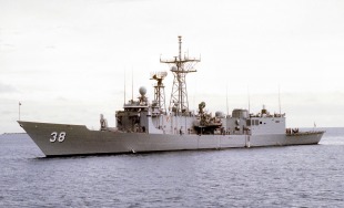 Guided missile frigate USS Curts (FFG-38) 0