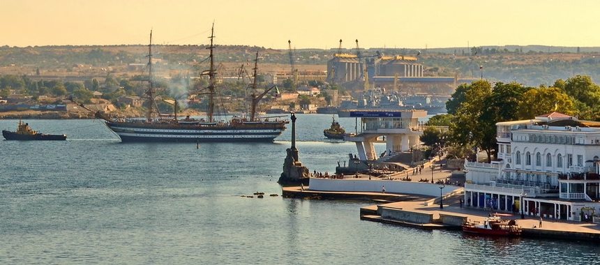 Старейший парусный корабль ВМС Италии «Amerigo Vespucci» посетил Севастополь