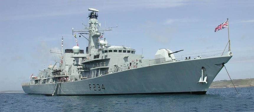 Неизвестный катер осуществил попытку атаки на фрегат «HMS Iron Duke»