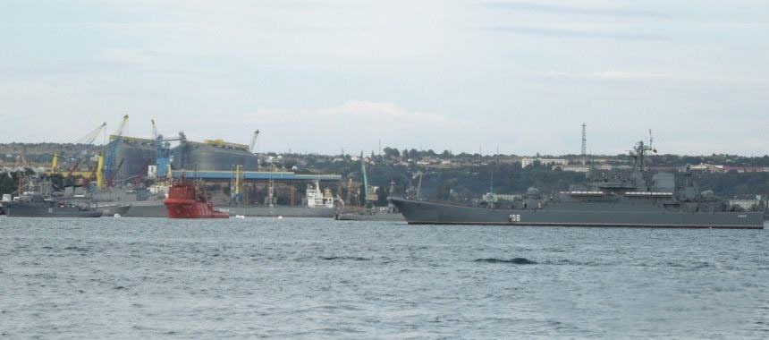 Украинские и российские военные совместно готовятся ко Дню флота