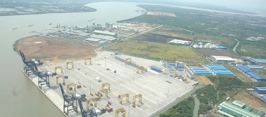 Расширение контейнерного терминала в порту Сингапура