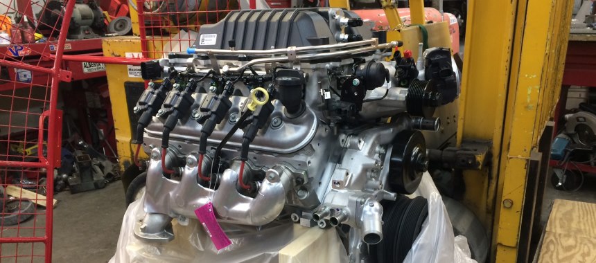 Шестилитровый двигатель V8