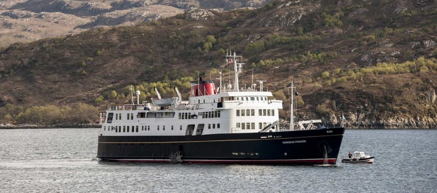 Яхта Hebridean Princess зафрахтованная королевой Великобритании